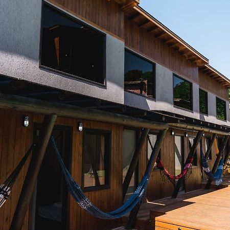 Mentawai Lofts Praia Do Rosa إيمبيتوبا المظهر الخارجي الصورة